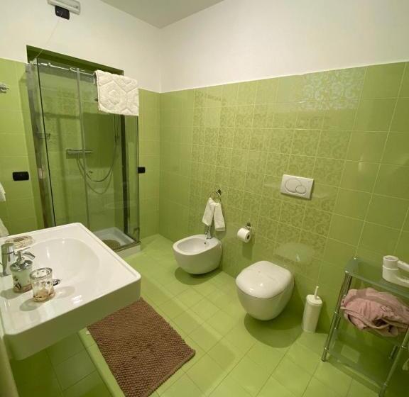 غرفة قياسية ثلاثية, Tenuta Monaci La Murra