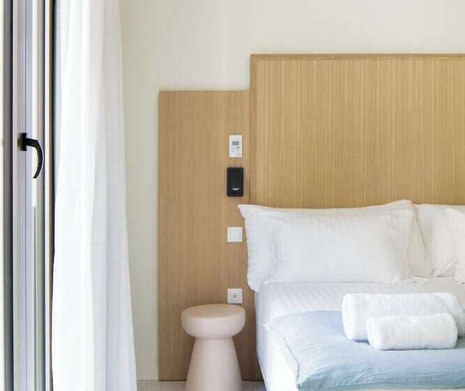 Номер Стандарт, La Suite