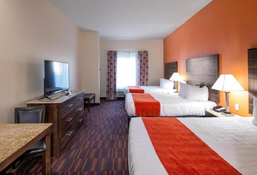 اتاق لوکس سه تخته, Home Away Kitchen Suites Enid
