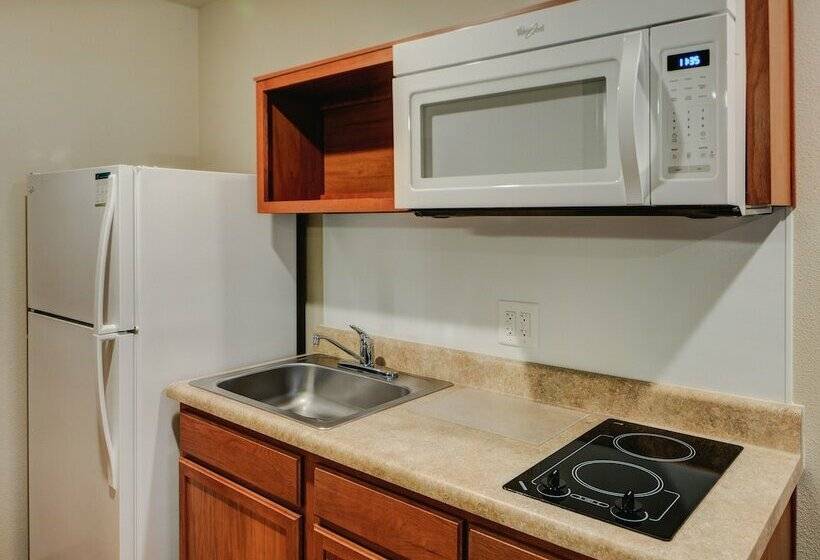 חדר סטנדרט שתי מיטות זוגיות, Woodspring Suites Columbus Ne I 270 Airport