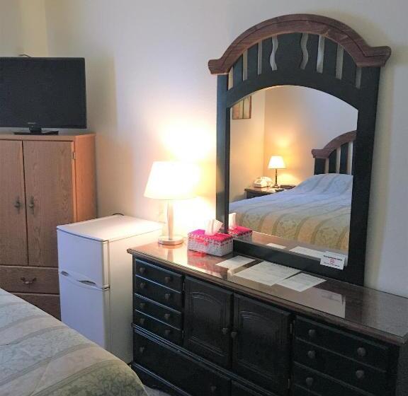 Номер Стандарт, Hunters Lodge Motel