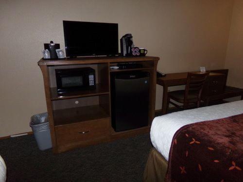 חדר דלוקס מיטת קווין, Cowlitz River Lodge