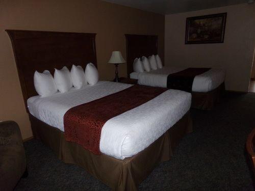 غرفة ديلوكس سرير ملكى, Cowlitz River Lodge