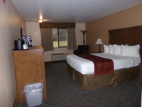 חדר דלוקס מיטת קווין, Cowlitz River Lodge