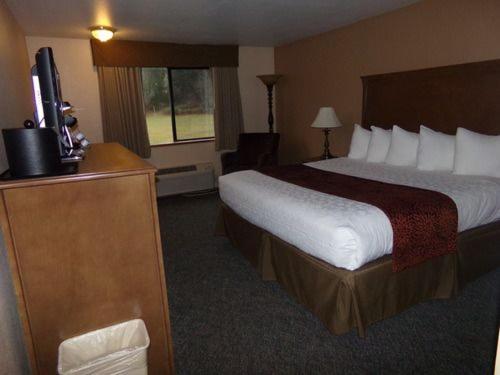 חדר דחוקס עם מיטת קינג, Cowlitz River Lodge