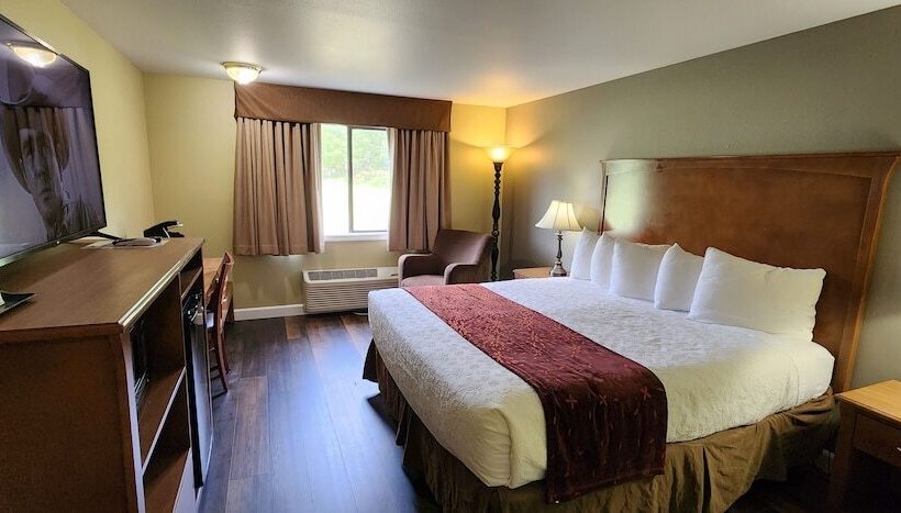 غرفة ديلوكس سرير ملكى, Cowlitz River Lodge