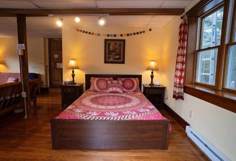 Номер Deluxe, The Notch Hostel