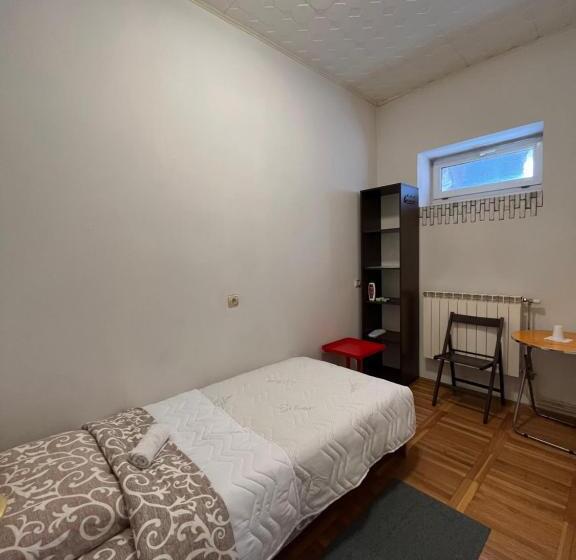 اتاق استاندارد یک نفره, Rooms Asceric