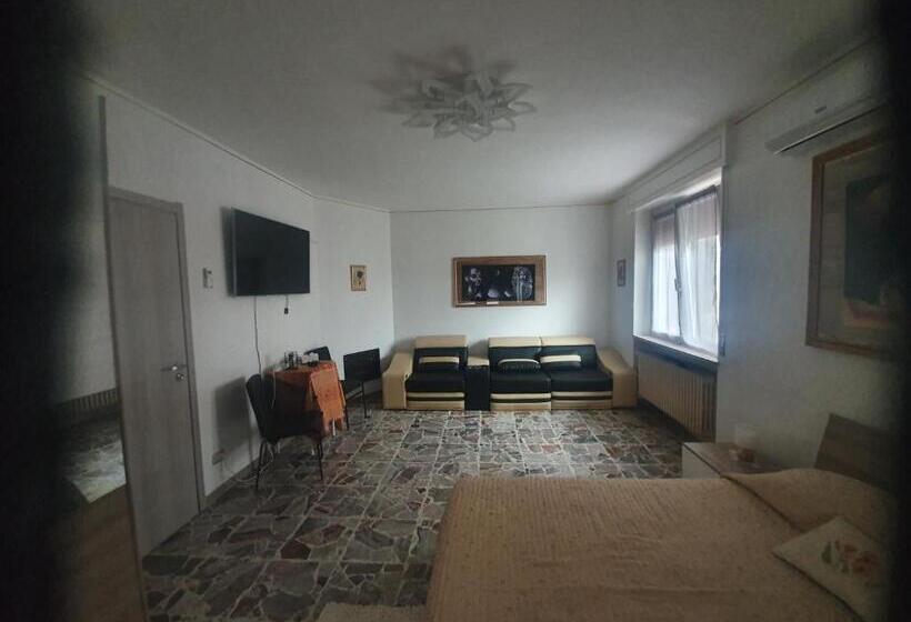 Четырехместный Номер Стандарт, B&b Saphira