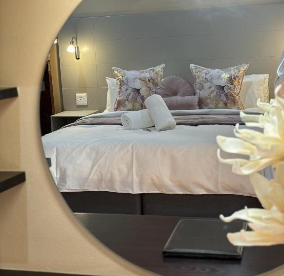 Семейный Номер Вид на Сад, Accommodation Bedfordview   Hethersett Guesthouse