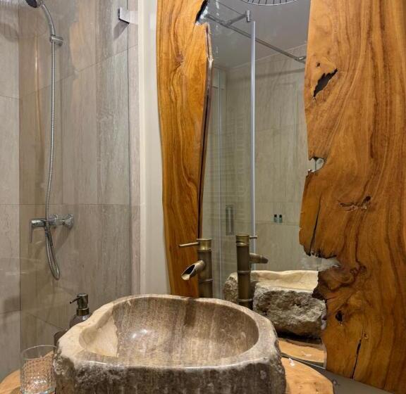 Quarto Estandar, The One Apartments