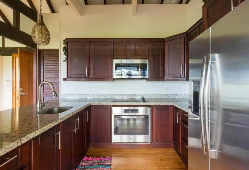 Семейный Номер Вид на Море, Skycloud Bungalows Amazing Mountain And Ocean Views