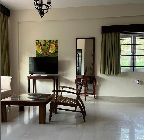 带大床的标准间, Scot Inn Hotel And Resorts