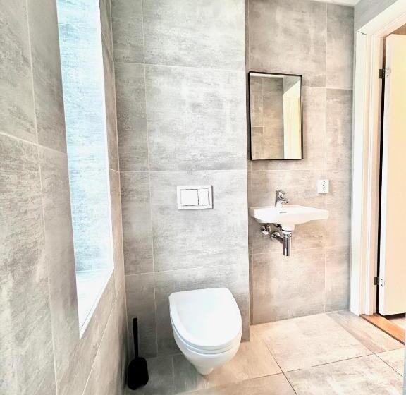 اتاق کلاسیک چهارنفره, Budgetel  Kong Oscarsgate 22