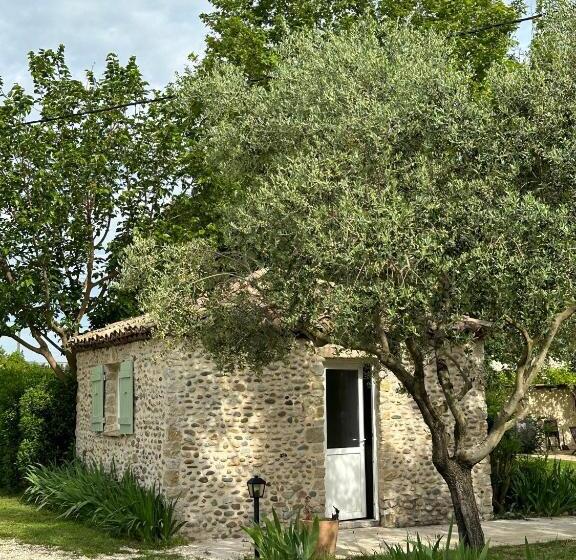 Quarto Estandar Vista Jardim, Maisonnette Indépendante Au Calme Avec Un Grand Jardin