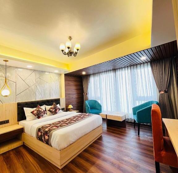 マウンテンビュースタンダードルーム, Grg Luxury Broadway Boutique Hotel At Prime Location Mall Road Darjelling Near Mahakaal Temple