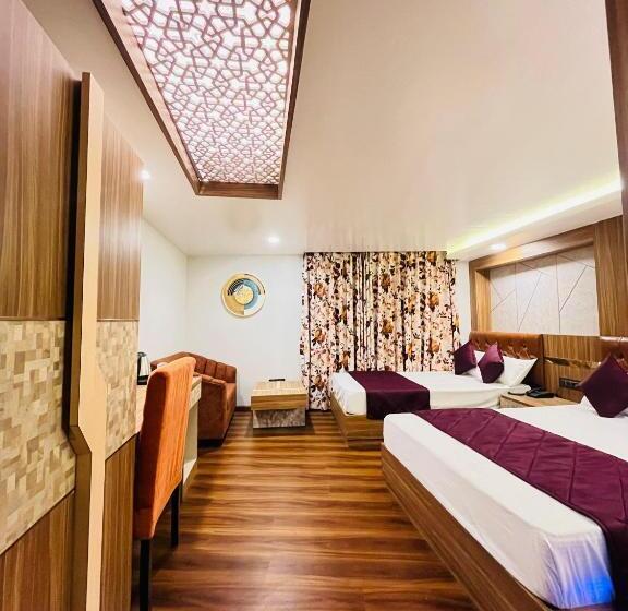 패밀리 스위트, Grg Luxury Broadway Boutique Hotel At Prime Location Mall Road Darjelling Near Mahakaal Temple