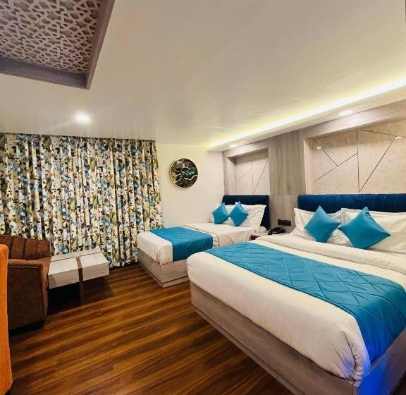 スイート（家族用）, Grg Luxury Broadway Boutique Hotel At Prime Location Mall Road Darjelling Near Mahakaal Temple