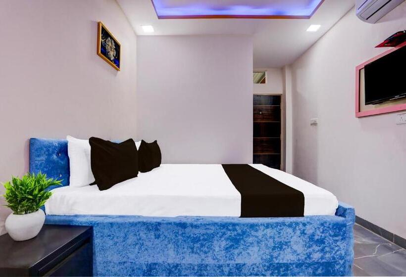 三人经典房间, Oyo Hotel Thakur Ji And Dhaba