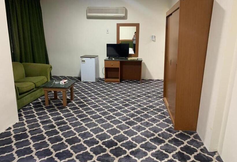 Семейный Номер, Al Aziziyah Hotel And Suites