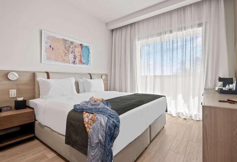اتاق سوپریور با بالکن, Mercure Larnaca City
