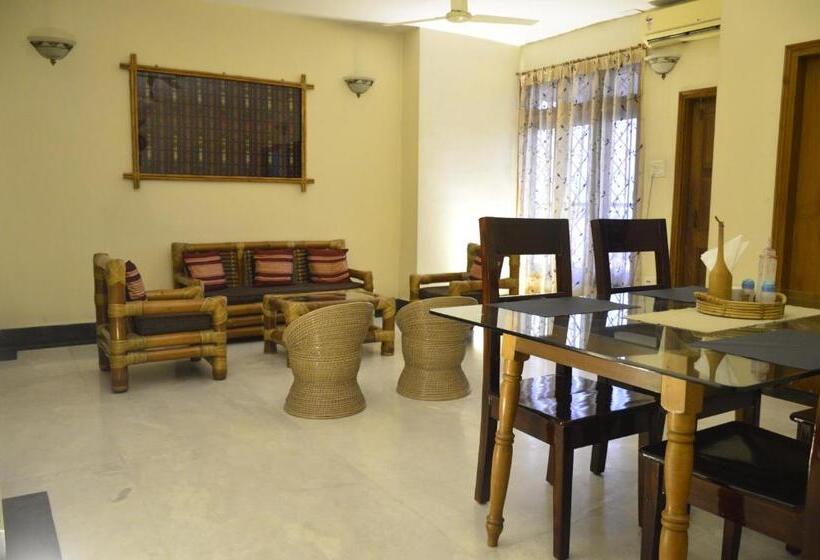 اتاق لوکس, River Breeze Home A Comfort Stay