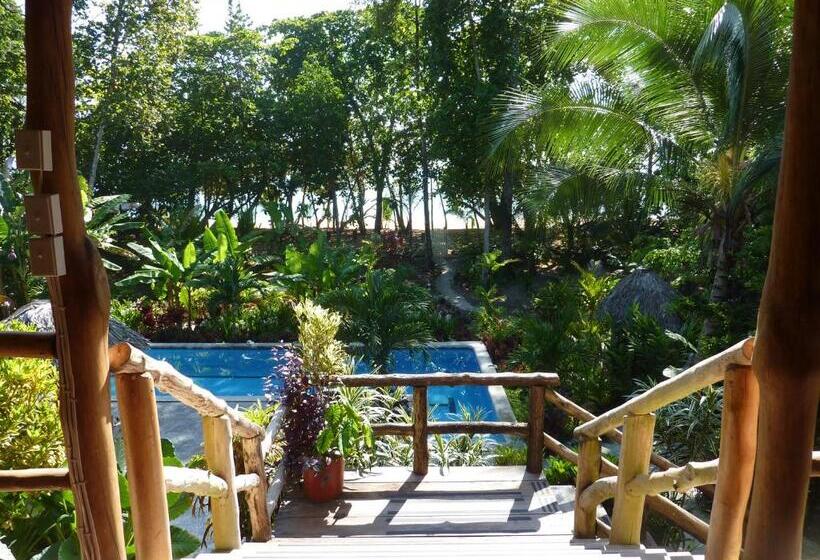 غرفة ديلوكس ثلاثية مطلة على البحر, Bluff Beach Retreat