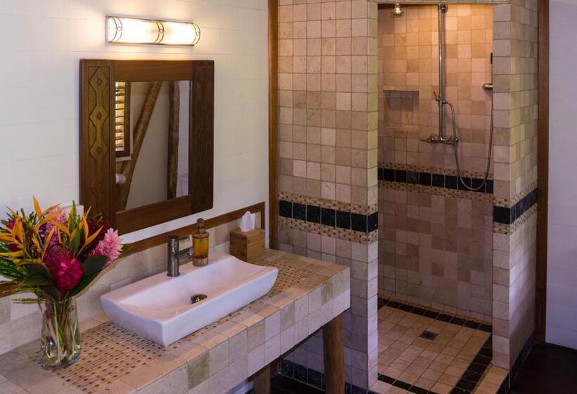 غرفة ديلوكس ثلاثية مطلة على البحر, Bluff Beach Retreat