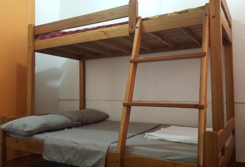 غرفة عائلية, Casaoro Homestay