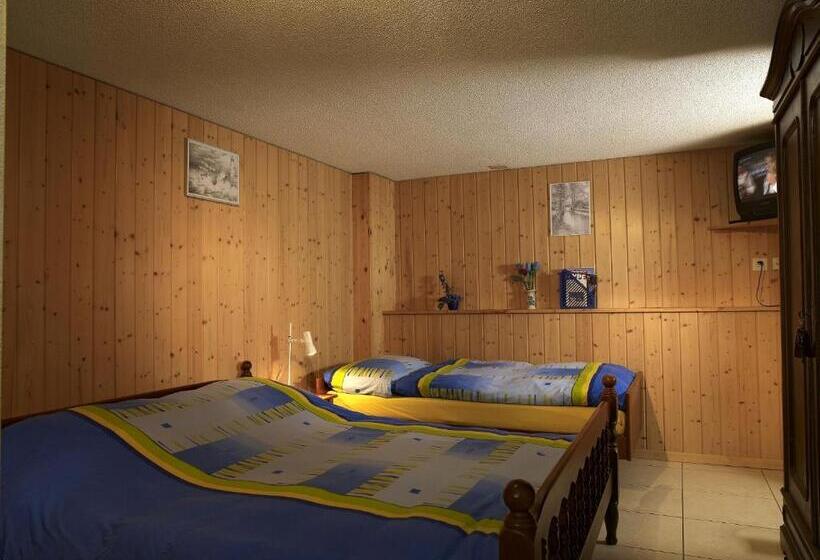 Номер Стандарт, Hôtel Gîte Rural à 3 Km De Delémont