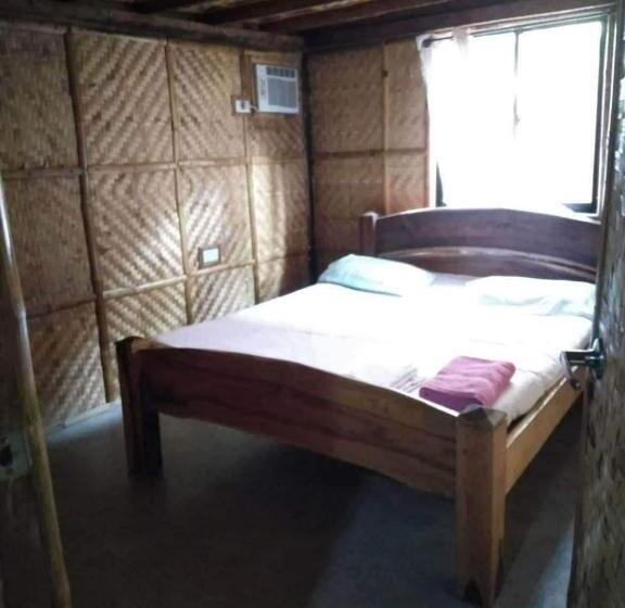 豪华家庭房间, Calayo Beach Resort