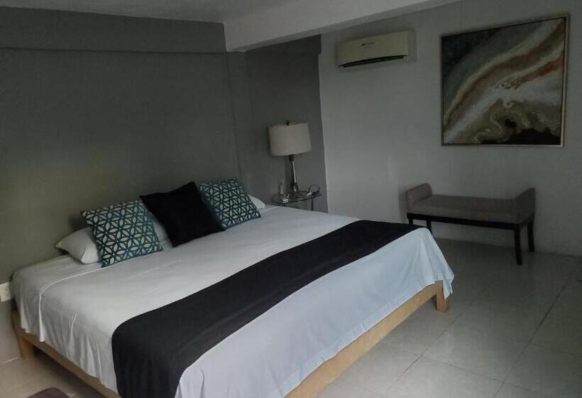 キングサイズベッドのスタンダードルーム, Downtown Hostel Chetumal