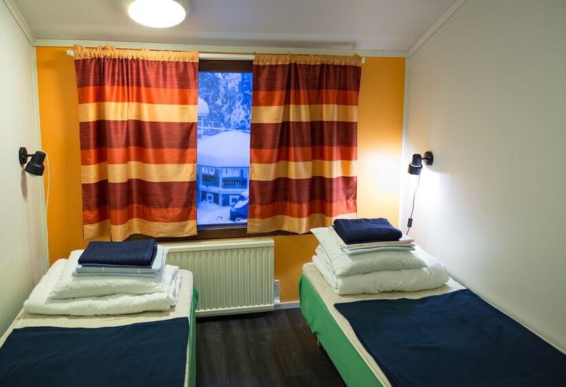 Кровать в Общей Комнате, Kuerkievari Kuerhostel
