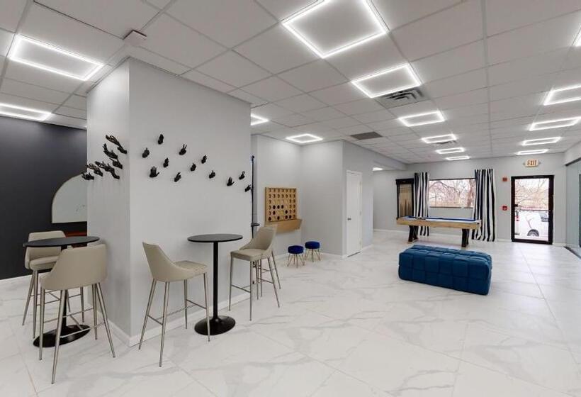 1 Schlafzimmer Apartment, Three Rivers Apartments By Barsala