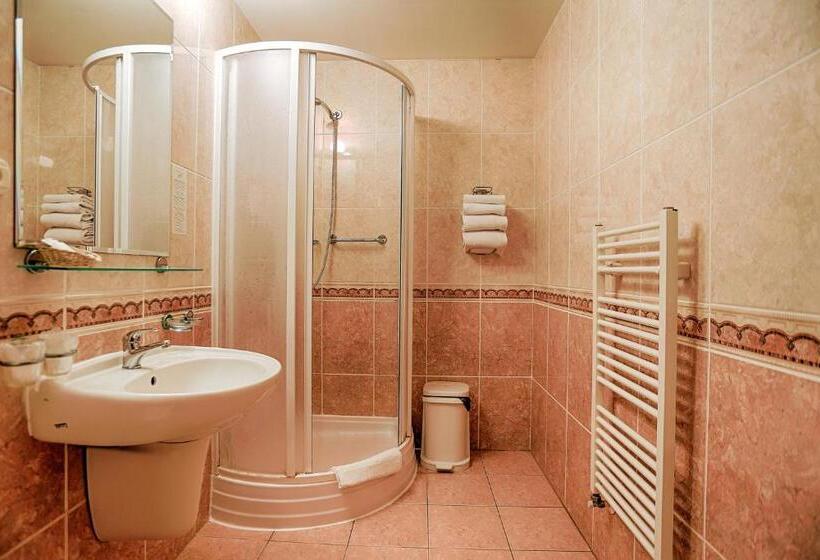 Quarto Estandar, Ensana Vila Trajan