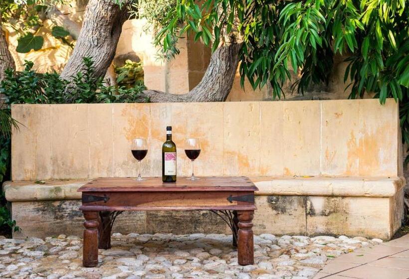 اتاق سوپریور, Il Wileġ Bed & Breakfast