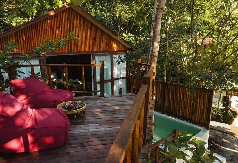 اتاق استاندارد با بالکن, Japamala Resort By Samadhi Age 12 And Above Only