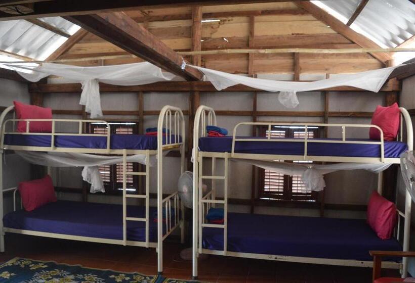 家庭洋房, Palm Beach Bungalow Resort