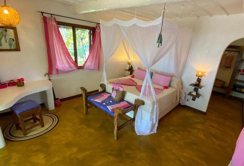 بانگلوی استاندارد با چشم‌انداز دریا, Butiama Beach Lodge