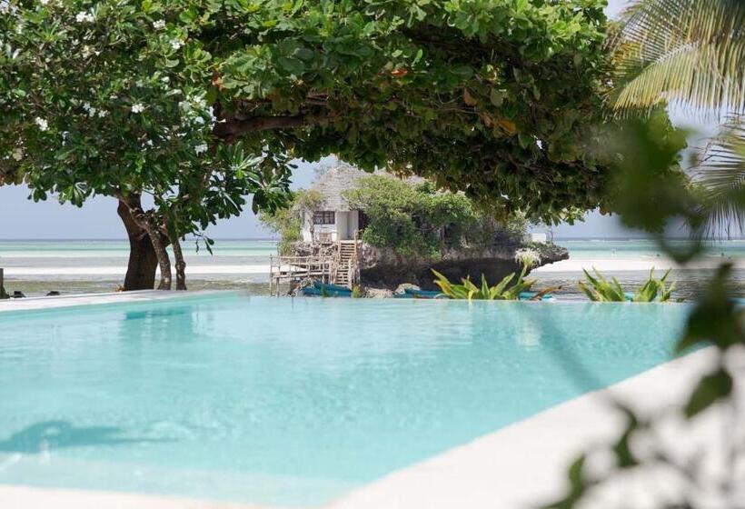 سوئیت جونیور با چشم‌انداز باغ, Upendo Beach Boutique Hotel Zanzibar