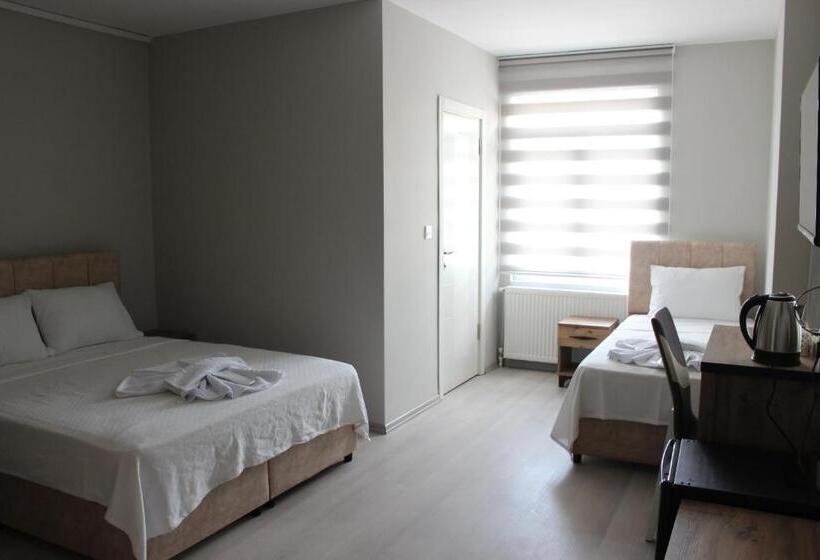 标准三人间, Polem Otel