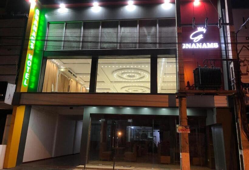 Номер Стандарт Трехместный, Gnaanams Hotel And Restaurant