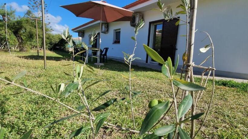 Номер Стандарт Вид на Сад, Villa Red Melons