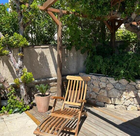 غرفة قياسية مطلّة علي البحر, Maison Lumio