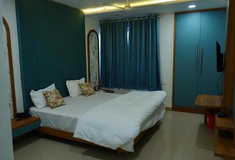Quarto Estandar Cama King, The Gamora