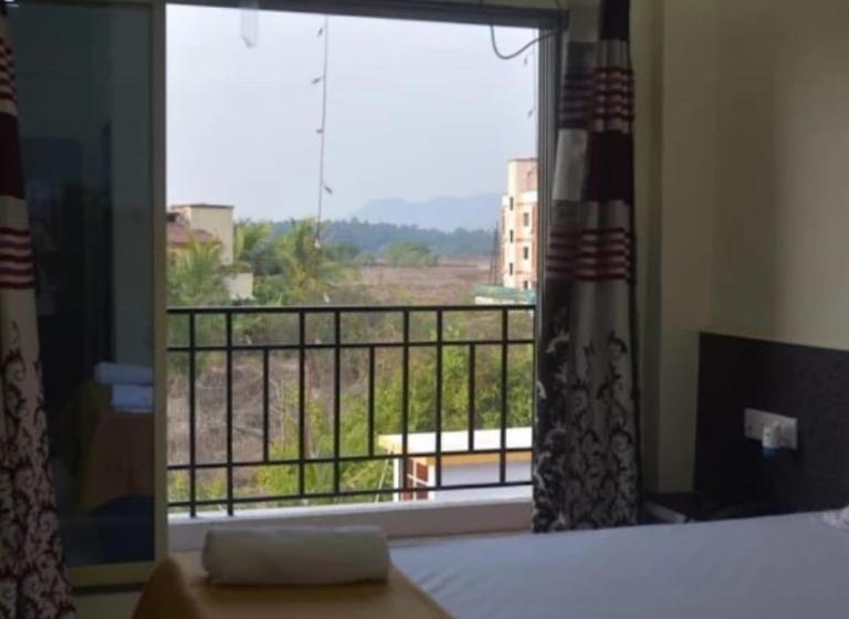 Номер Deluxe, Ocean S Pearl Resort Alibaug