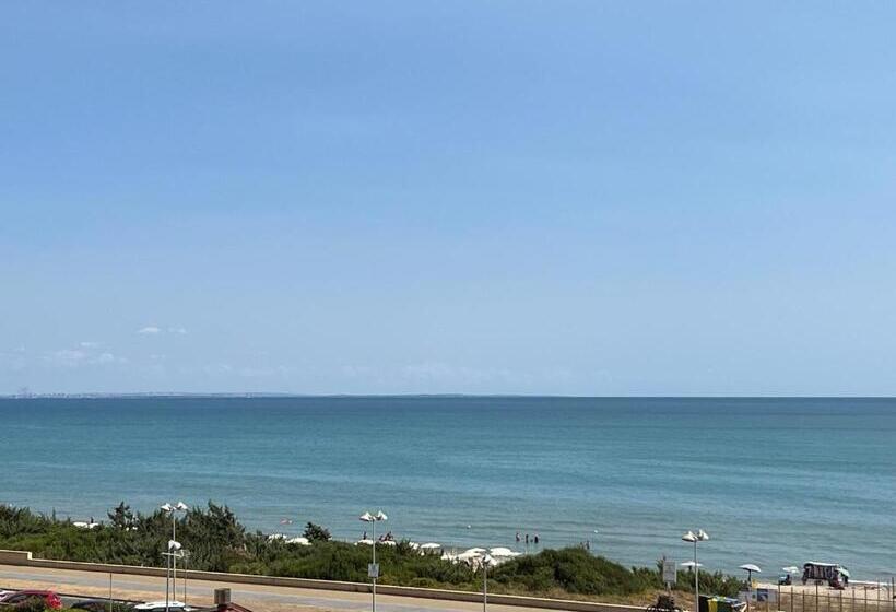 Апартаменты 1 Спальня Вид на Море, Ex Blank Hotel   Trilocale Fronte Mare