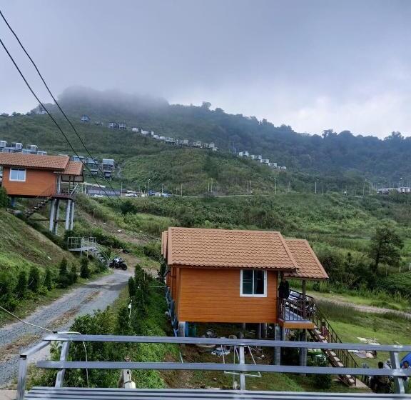 اتاق استاندارد, Baan Phak Plaithang At Phu Thap Buek