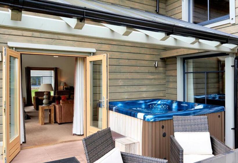 Дом 4 Спальни, Hunter Lodges By Celtic Manor