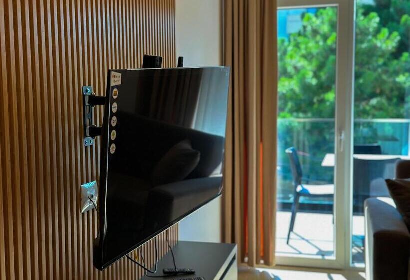 1 Bedroom Apartment City View, Aral Apartments   Shengjin City Gate